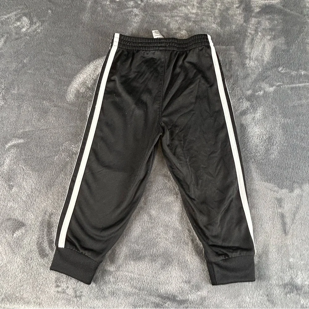 Adidas Boys 2-Piece Active Set Striped Tracksuit/Jogging Suit‎ Black/White Sz 2T